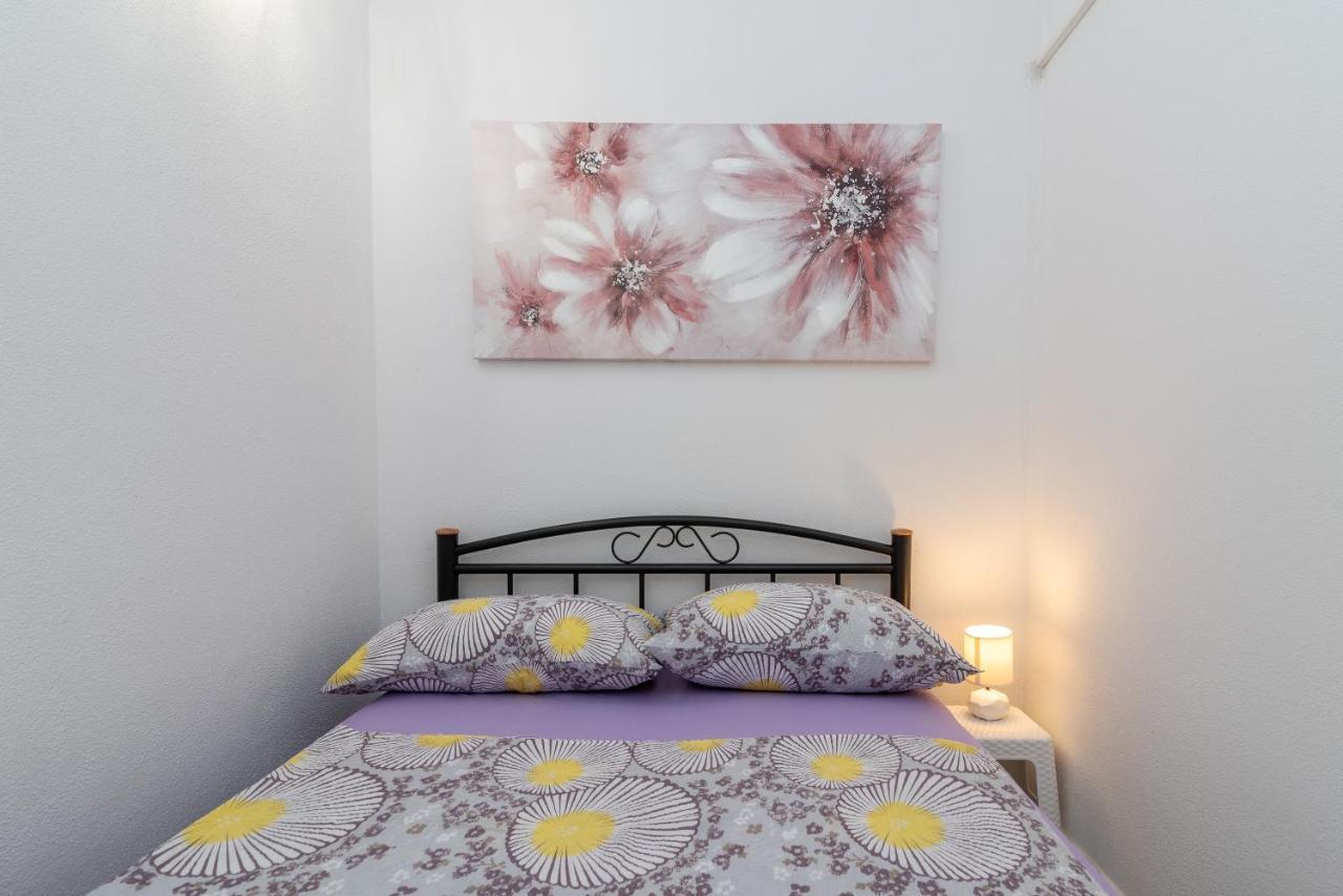 Apartment Leo Trogir Eksteriør bilde